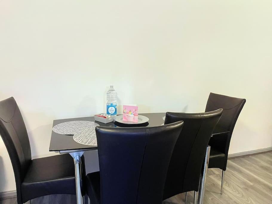 Lovely 3 Bed Ground Floor Apartment Near Qe Hospital Harborne Birmingham New ภายนอก รูปภาพ